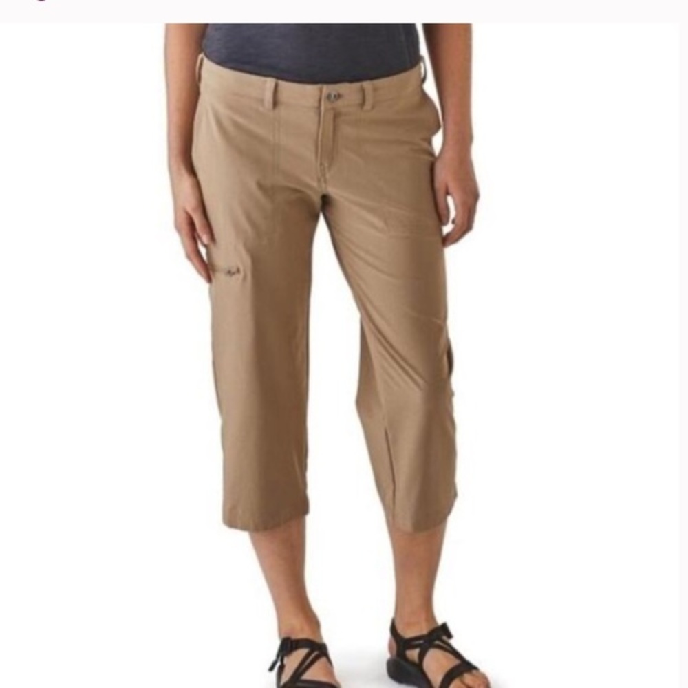 Patagonia Khaki Outdoor Capris